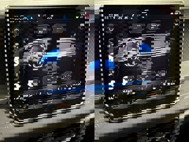 New 2025 Volkswagen Tiguan SE image 20