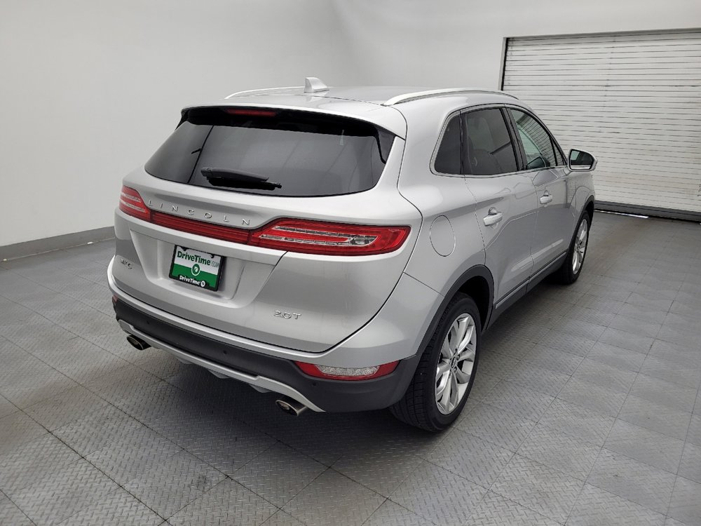 Used 2017 Lincoln MKC Select w/ Select Plus Package FWD image 9