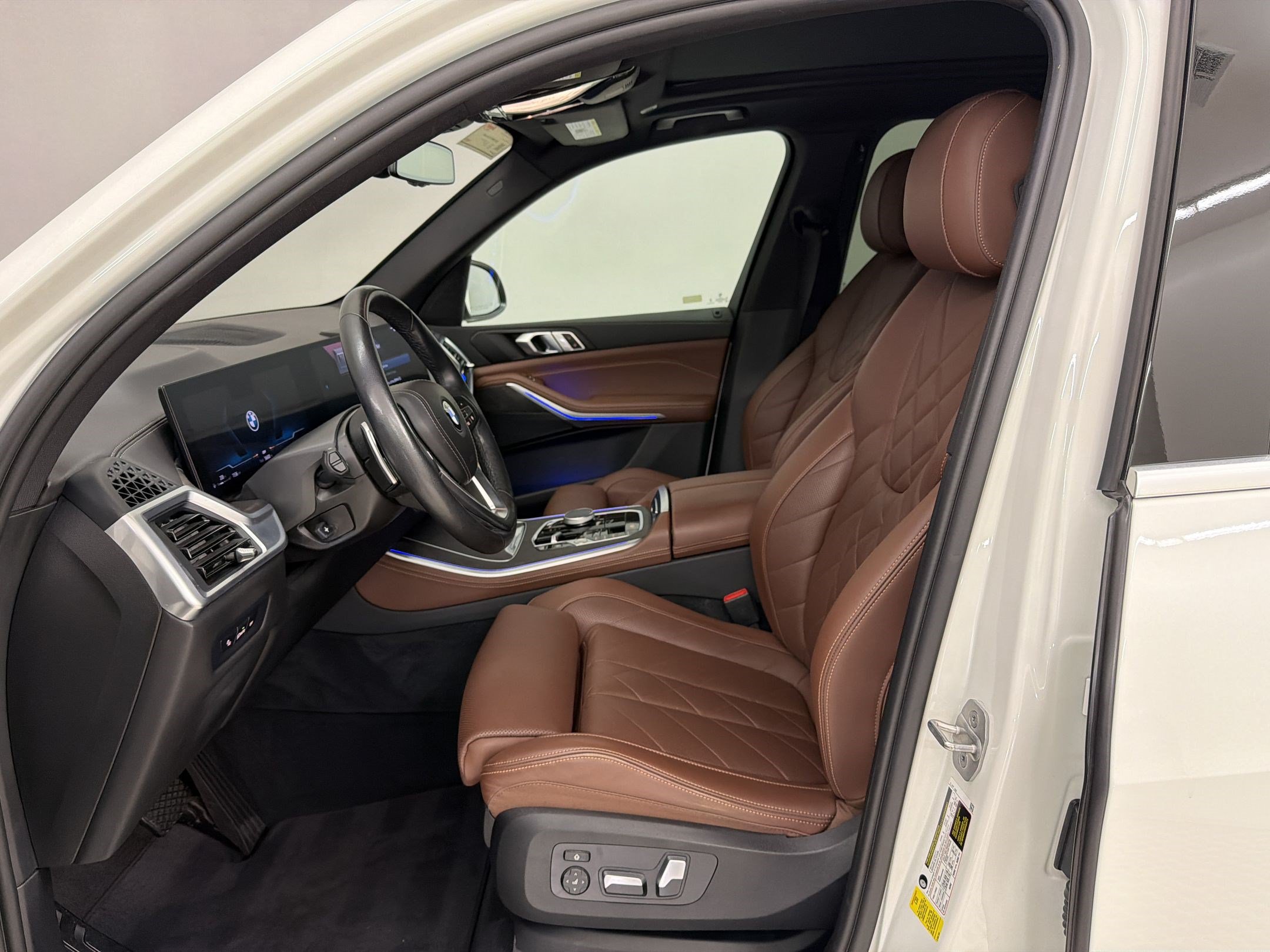 Certified 2024 BMW X5 sDrive40i w/ Parking Assistance Package RWD image 5