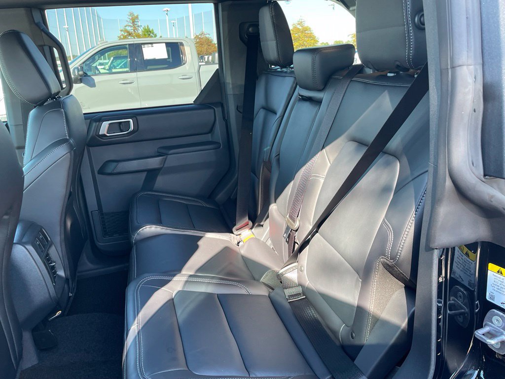 New 2026 Ford Bronco Outer Banks w/ Sasquatch Package AWD/4WD image 24