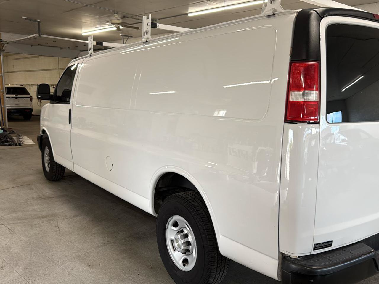 Used 2021 Chevrolet Express 2500 Extended w/ Driver Convenience Package RWD image 78