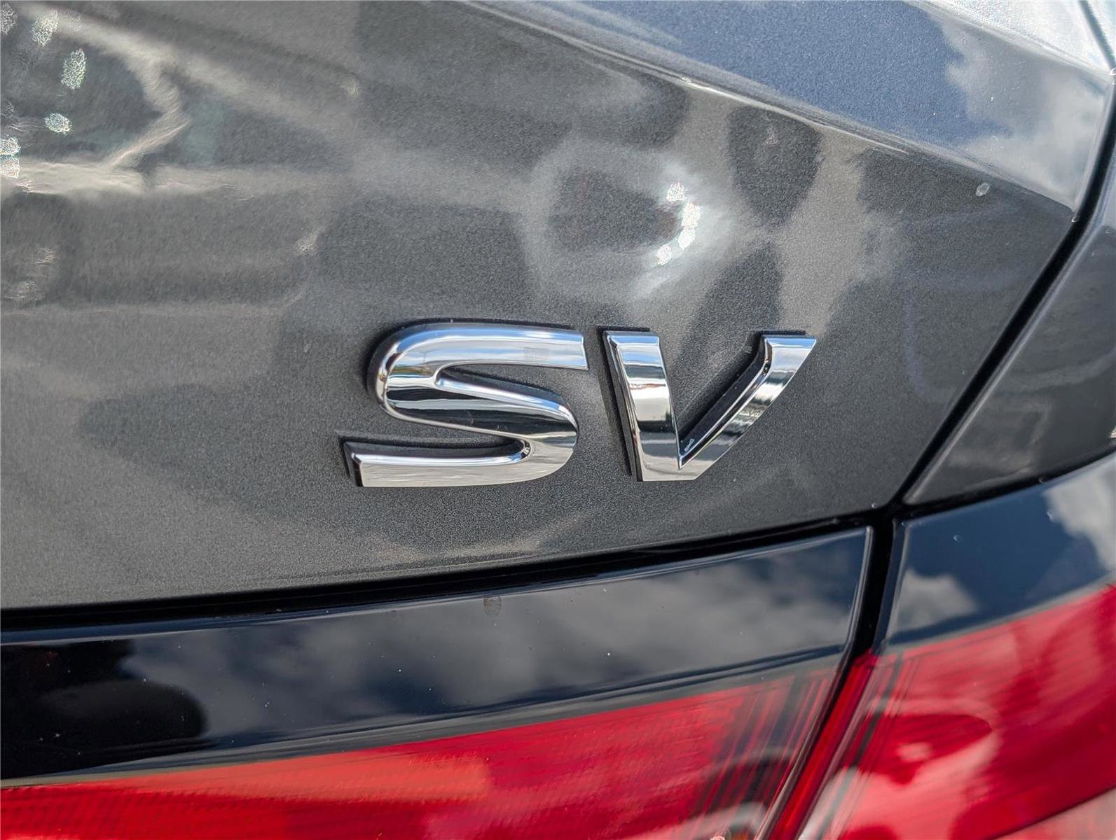 Used 2024 Nissan Versa SV w/ Trunk Package image 10