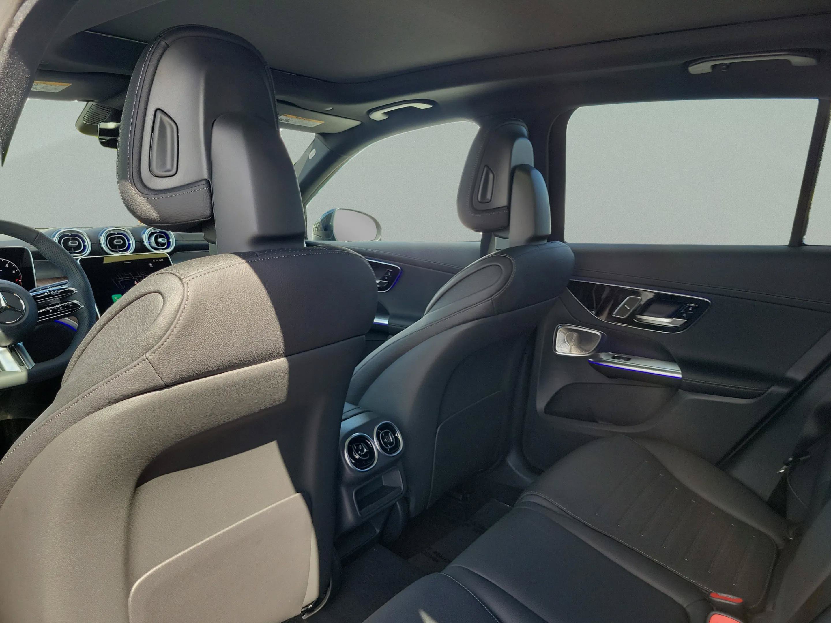 Certified 2026 Mercedes-Benz GLC 300 4MATIC image 12