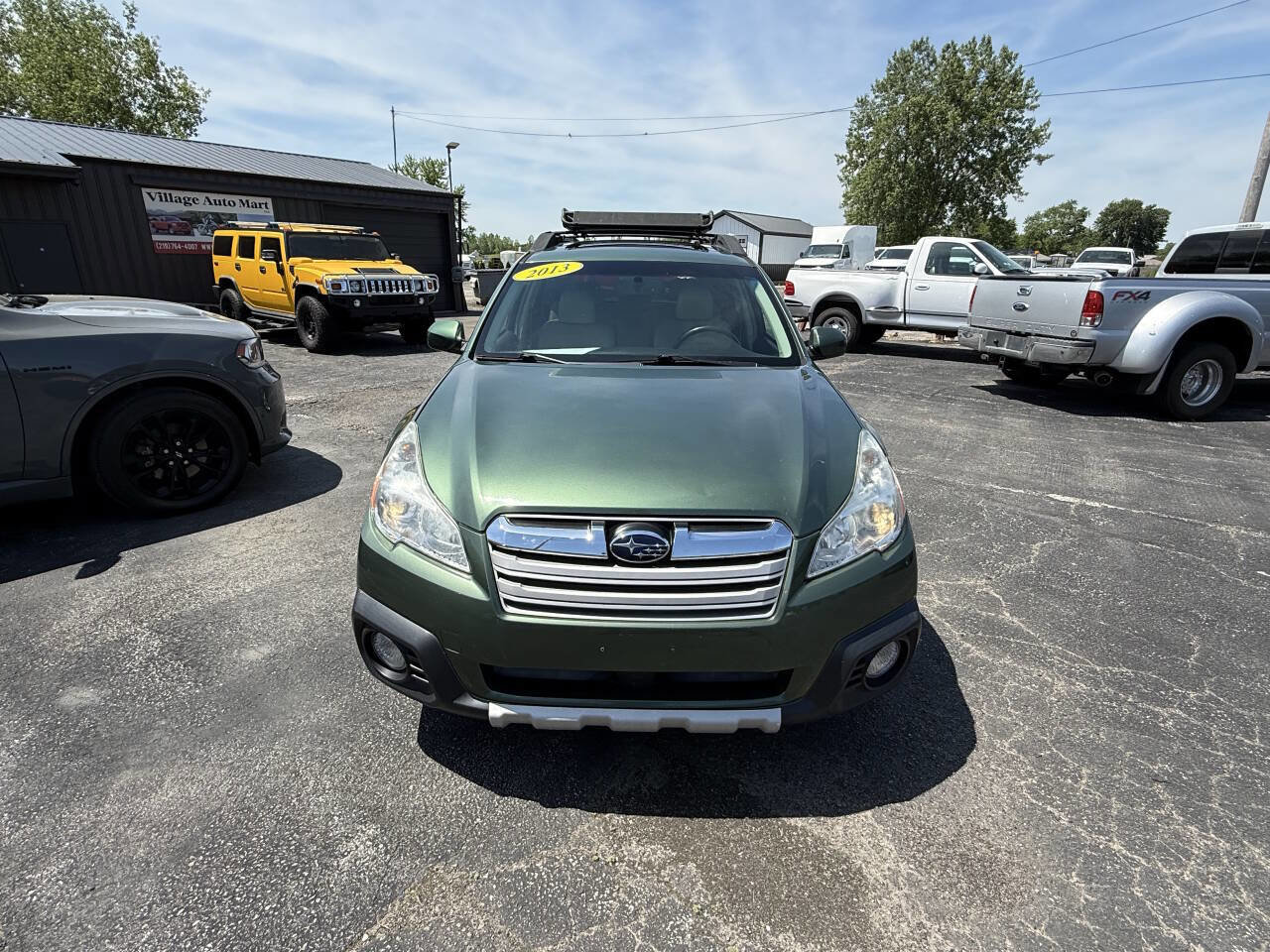 Used 2013 Subaru Outback 2.5i Limited w/ Moonroof Pkg AWD/4WD image 8