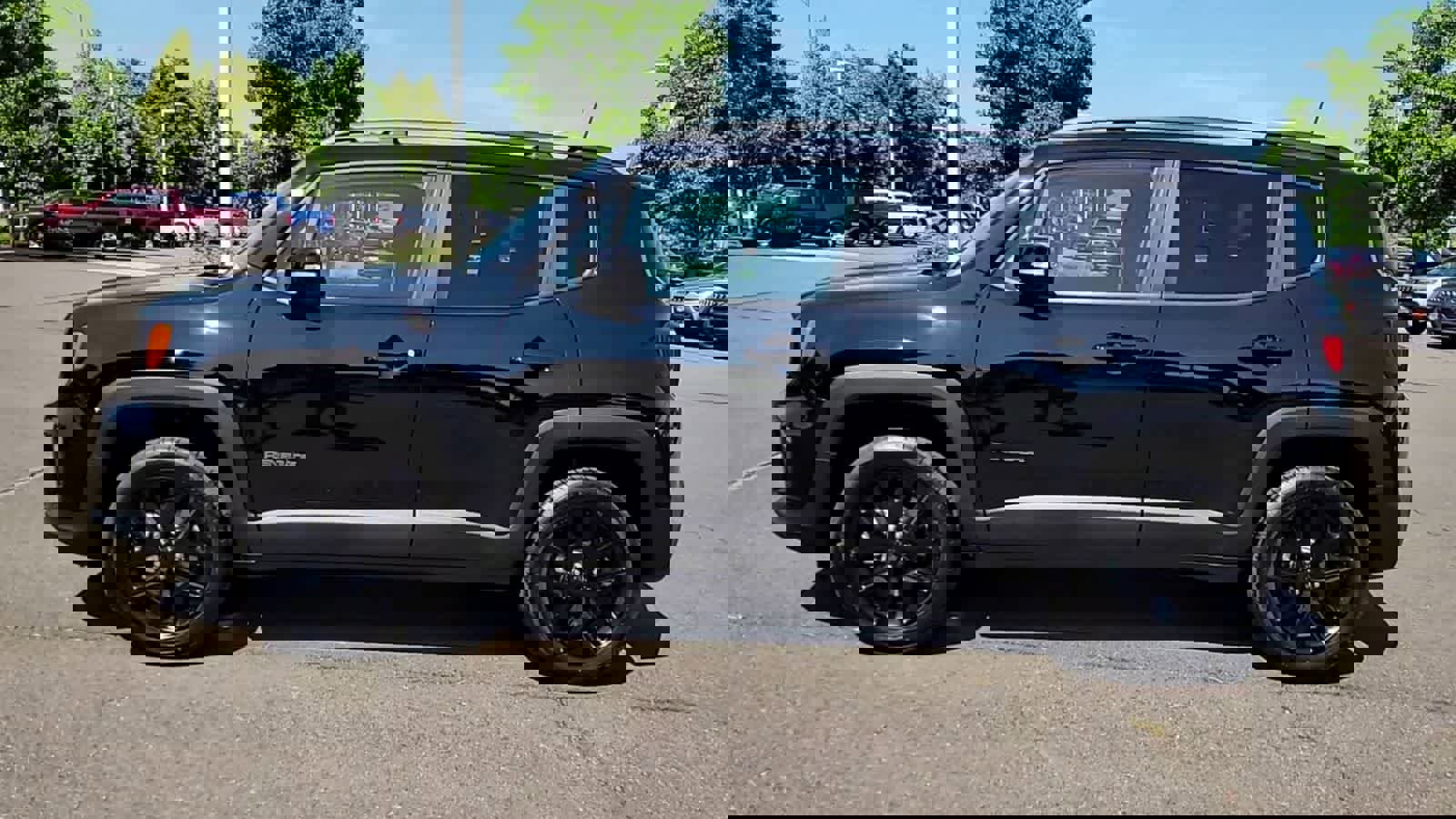 Used 2023 Jeep Renegade Altitude w/ Convenience Group I AWD/4WD image 5