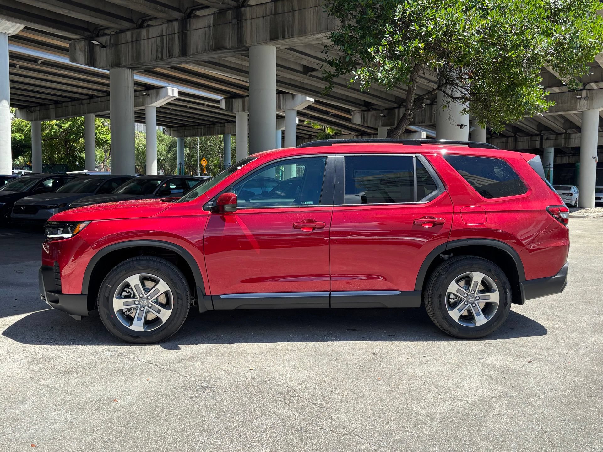 New 2026 Honda Pilot EX-L image 8