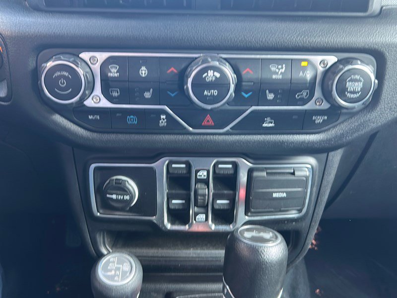 Used 2024 Jeep Wrangler Unlimited w/ Convenience Group image 18