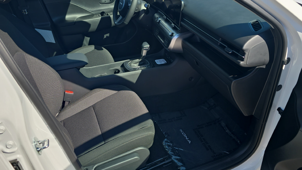New 2027 Hyundai Kona SEL Sport FWD image 13