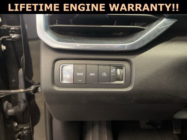 Used 2025 GMC Acadia Elevation image 18