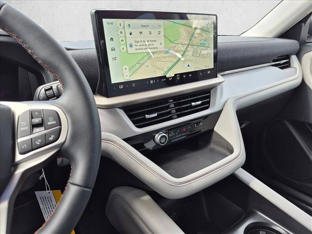 New 2026 Ford Explorer Active w/ Active Comfort Package AWD/4WD image 13