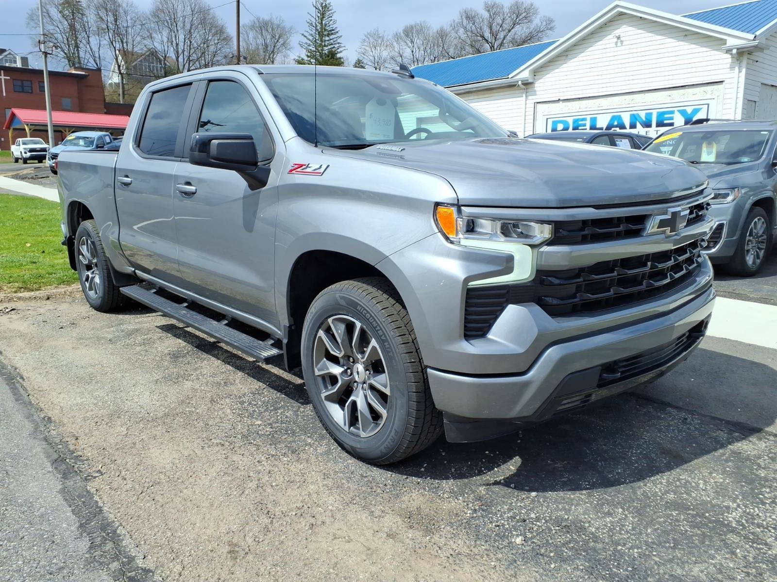 Certified 2023 Chevrolet Silverado 1500 RST w/ Z71 Off-Road Package image 1