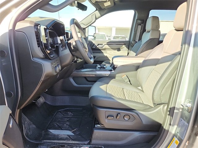 New 2026 Chevrolet Silverado 2500 ZR2 image 11