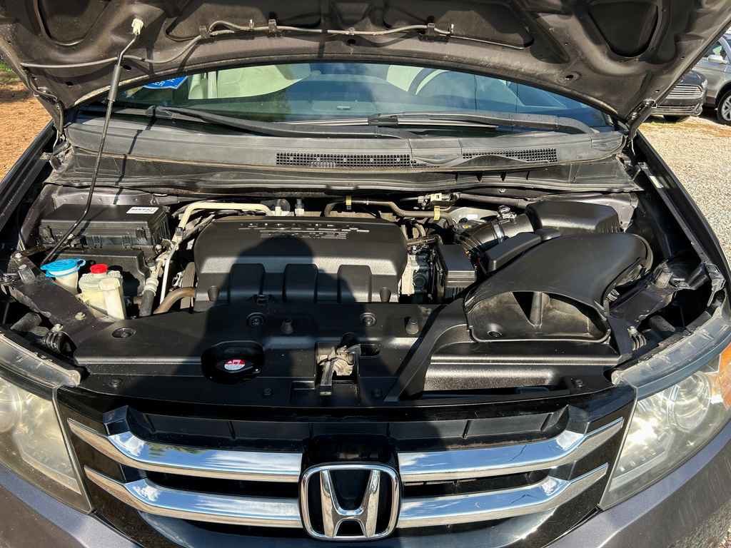 Used 2015 Honda Odyssey EX image 16