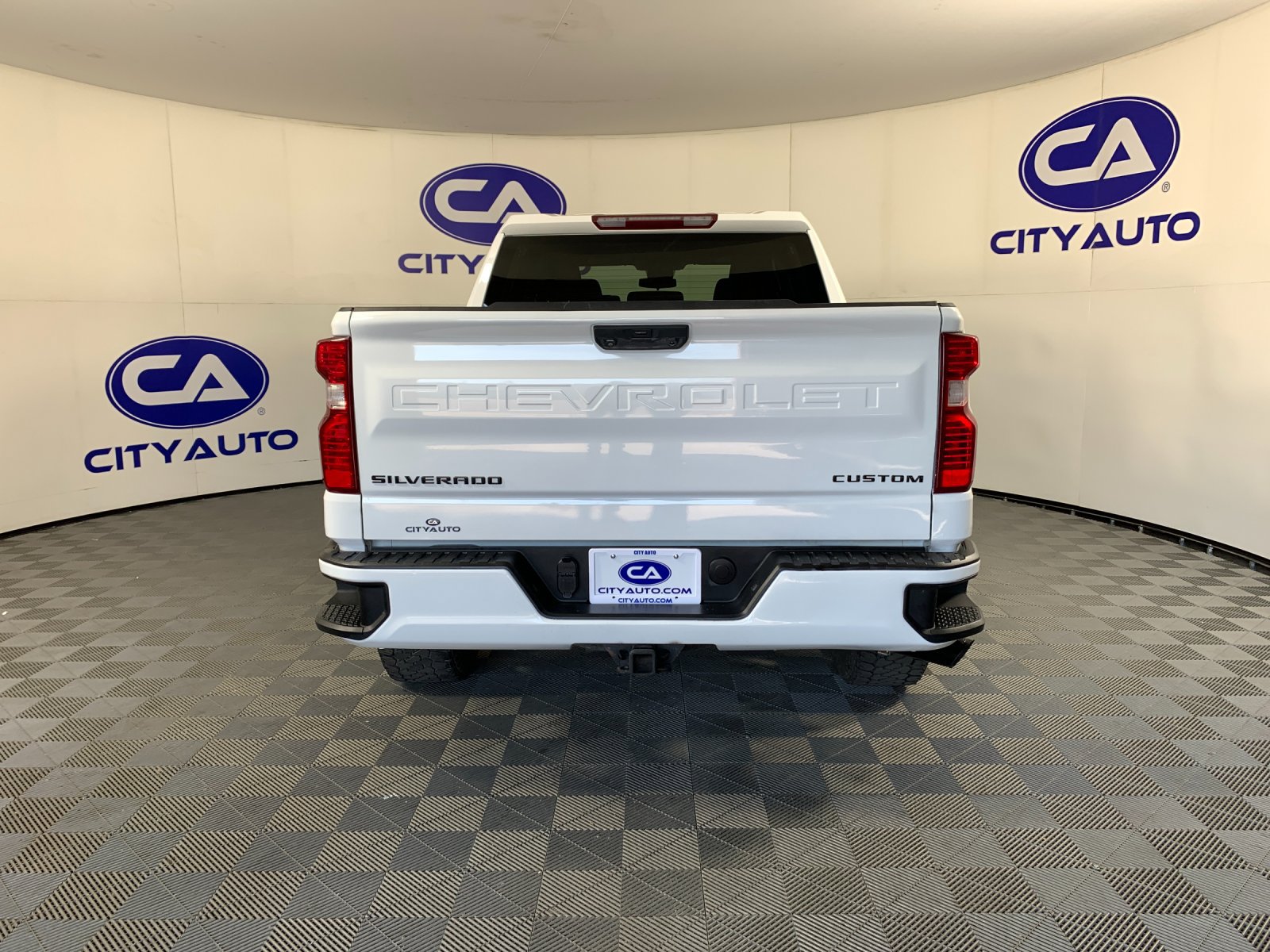 Used 2022 Chevrolet Silverado 1500 Custom w/ Rally Edition AWD/4WD image 4