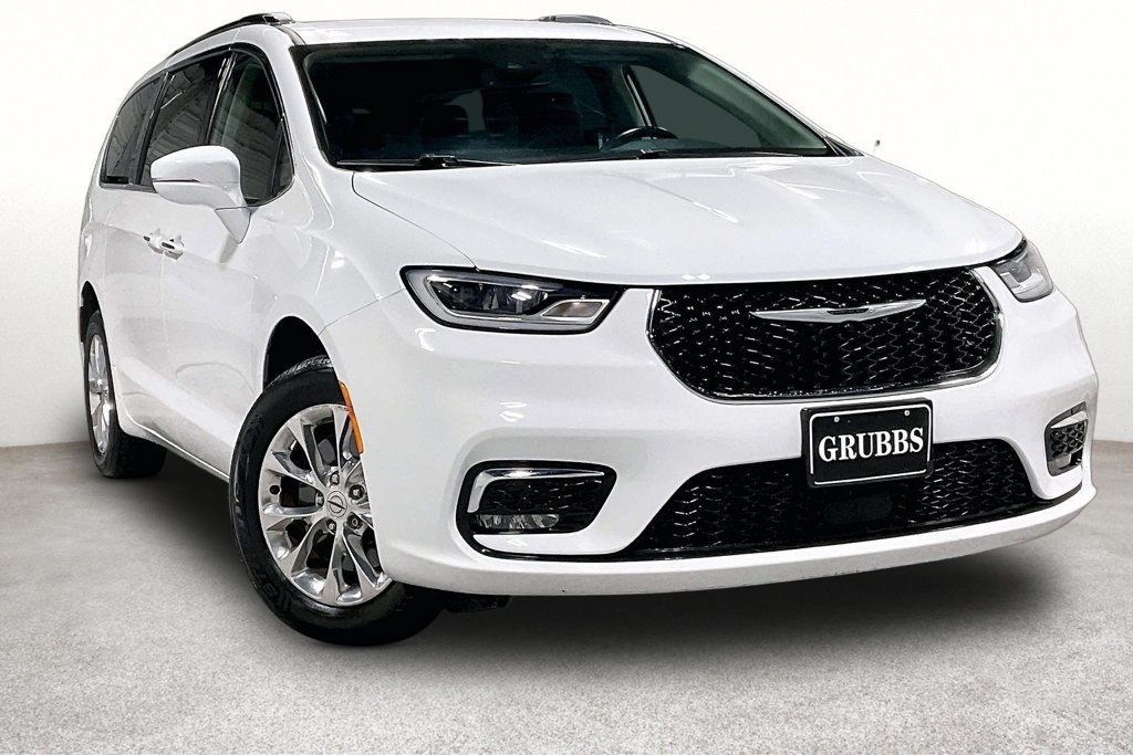 Used 2021 Chrysler Pacifica Touring-L
