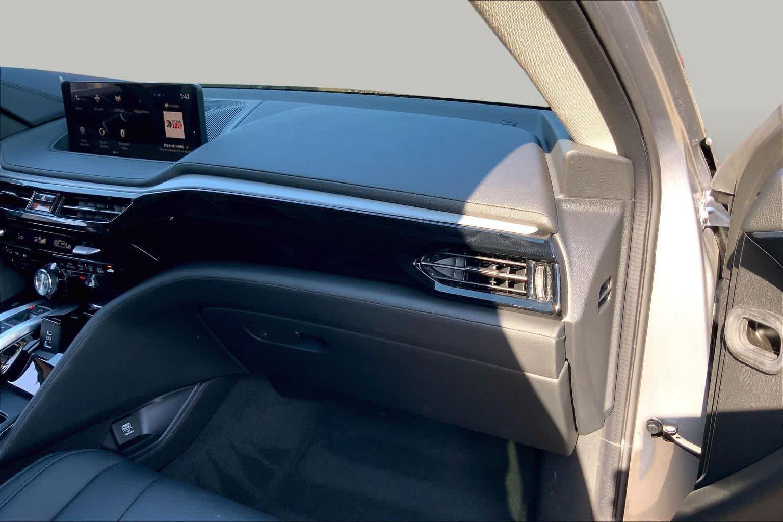 Used 2024 Acura MDX FWD image 19