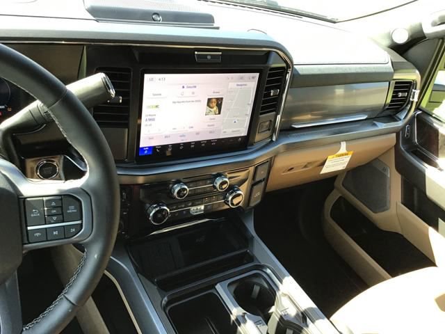 New 2026 Ford F350 Lariat w/ Chrome Package image 18