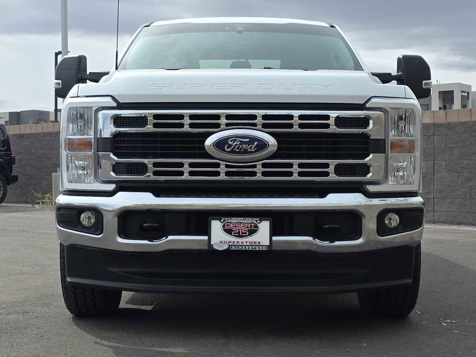 Used 2025 Ford F250 XLT image 4