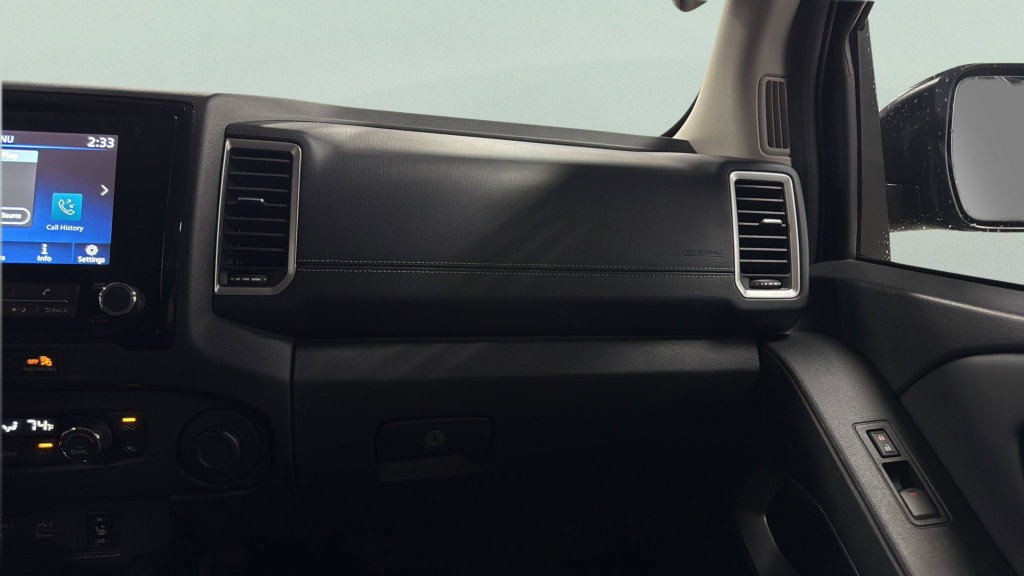 Used 2023 Nissan Frontier SV w/ SV Convenience Package image 15