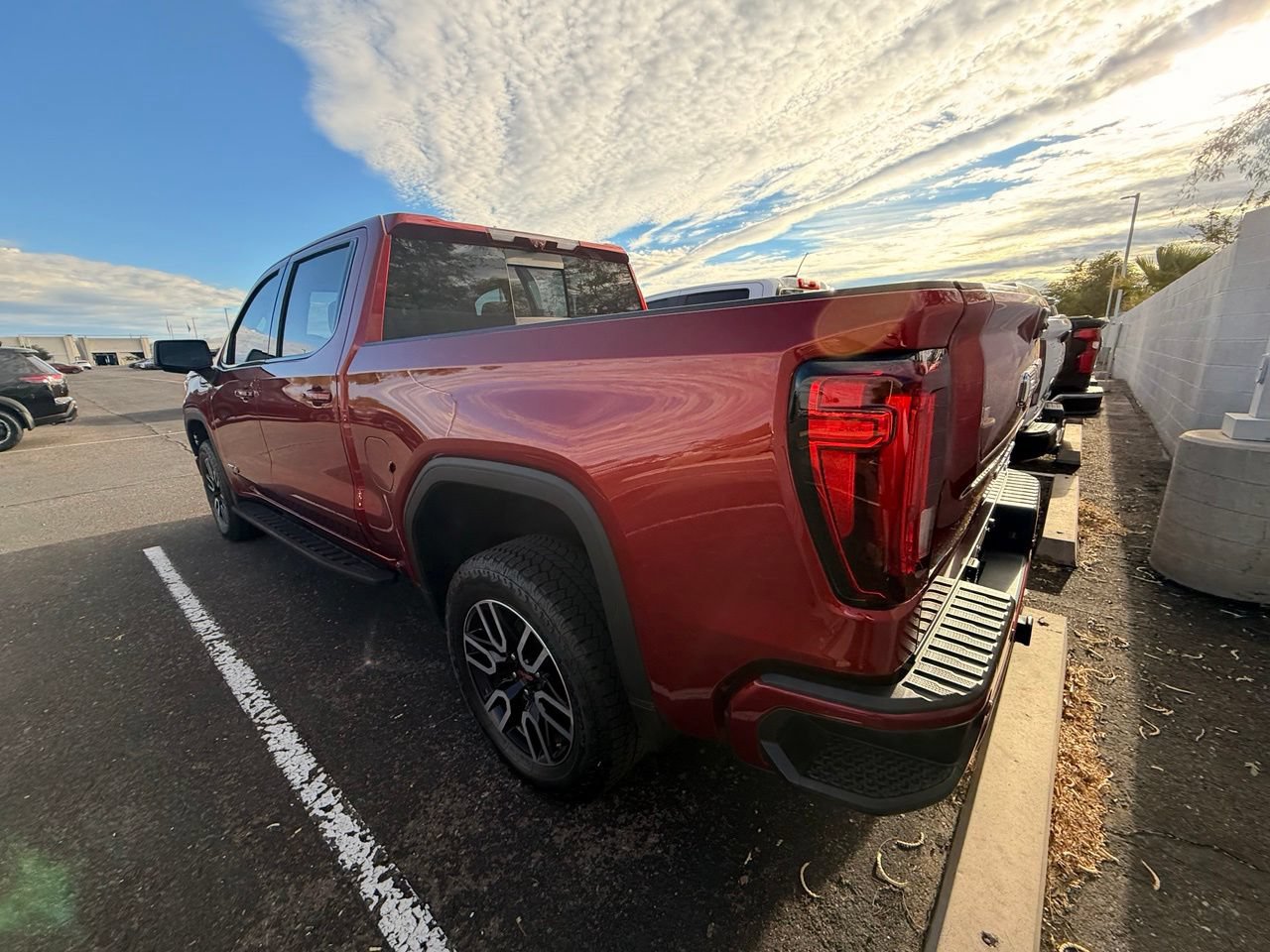 Used 2026 GMC Sierra 1500 AT4 w/ AT4 Premium Package AWD/4WD image 6