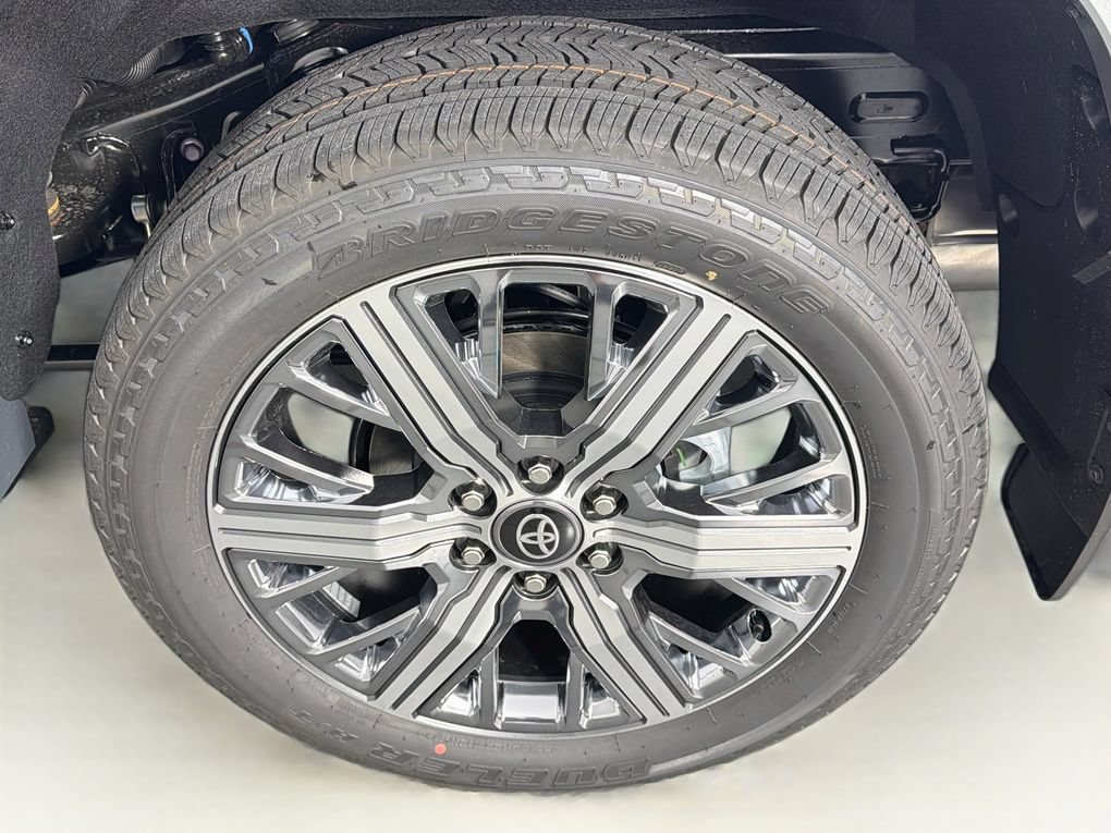 New 2026 Toyota Sequoia Capstone AWD/4WD image 31