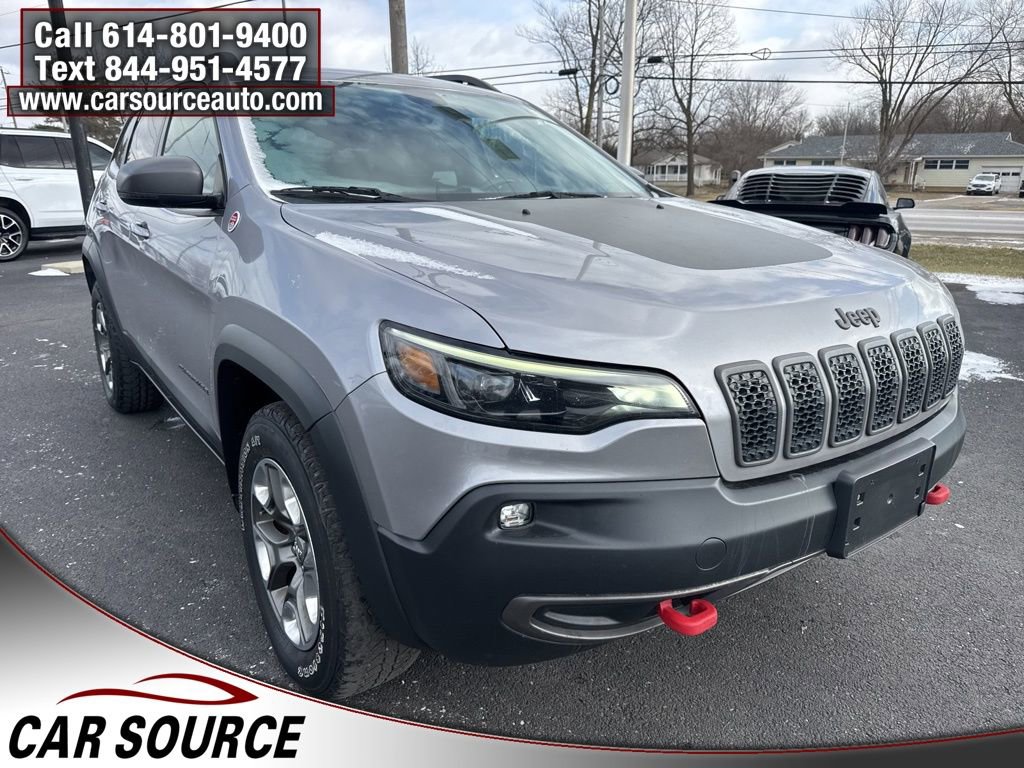 Used 2019 Jeep Cherokee Trailhawk image 10