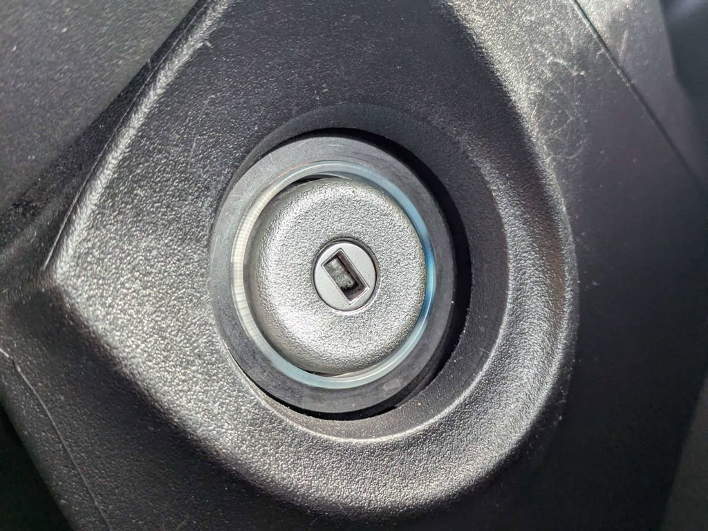 Used 2018 Ford Escape SEL w/ Ford Safe & Smart Package AWD/4WD image 35