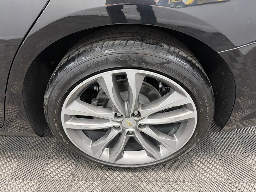Used 2022 Chevrolet Malibu LT FWD image 20