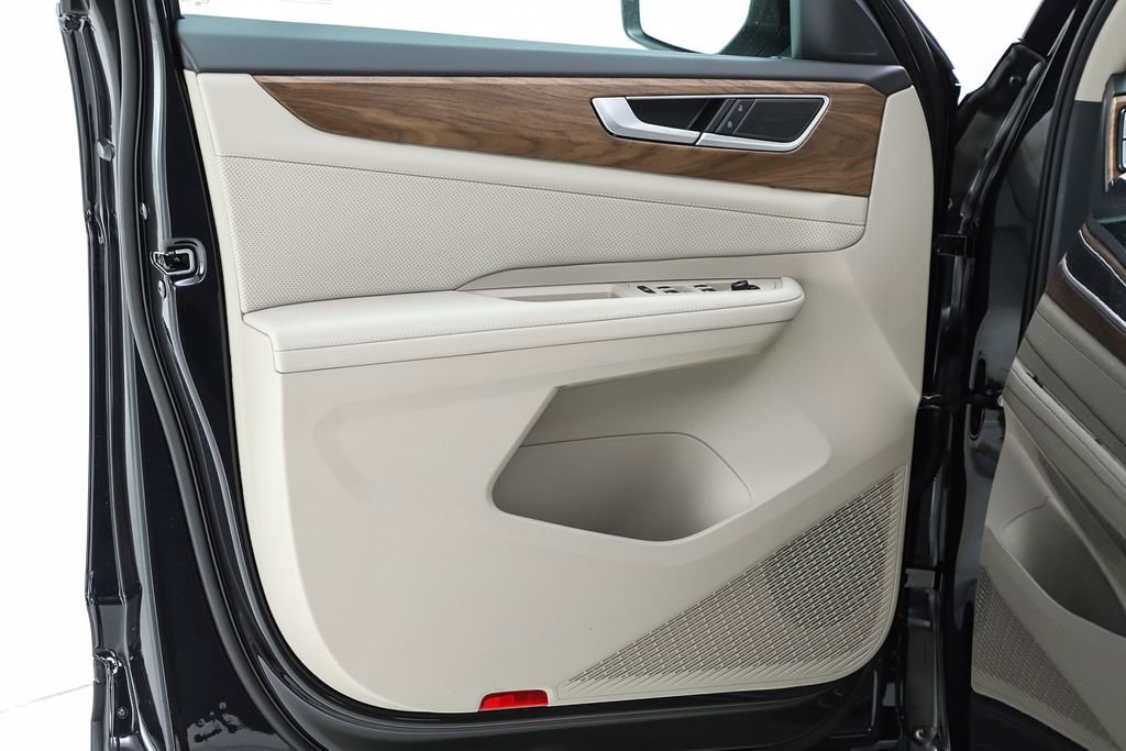 New 2026 Volkswagen Atlas SE image 18