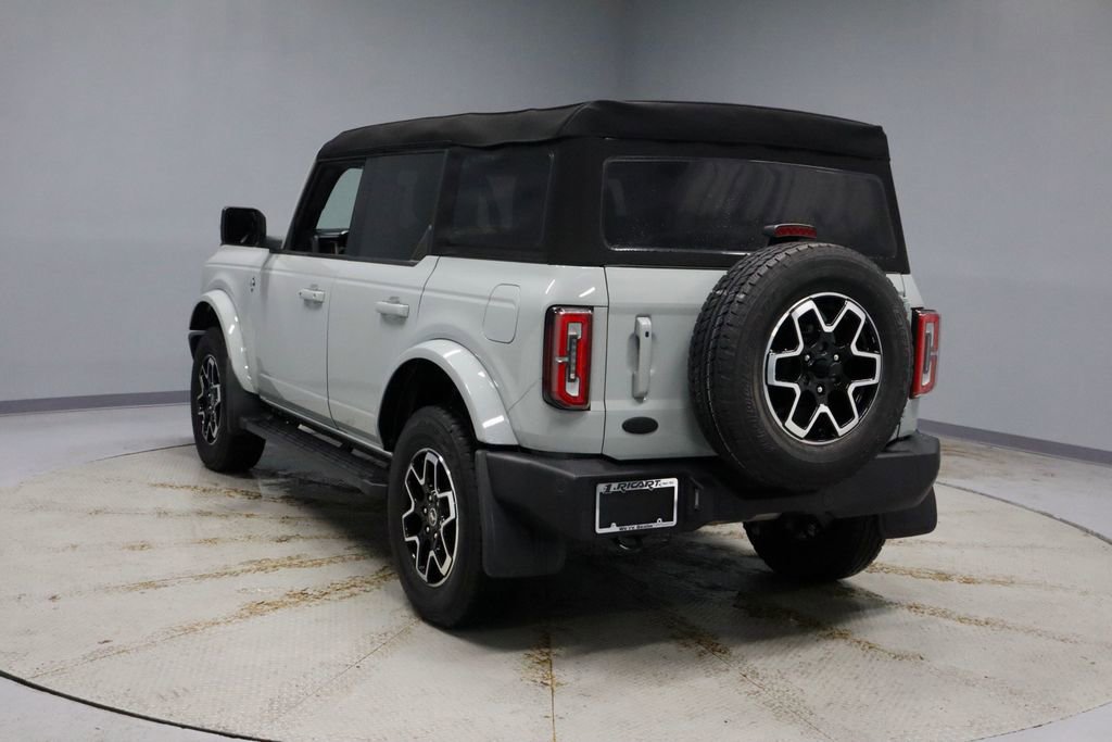Used 2023 Ford Bronco Outer Banks image 11