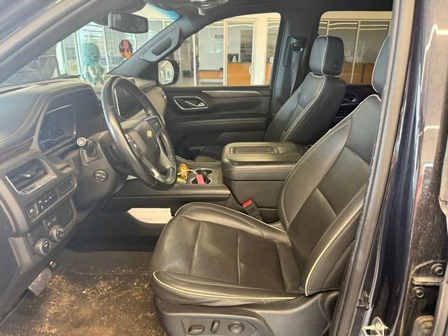 Used 2023 Chevrolet Suburban Premier RWD image 10