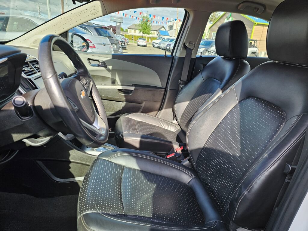 Used 2019 Chevrolet Sonic Premier image 25