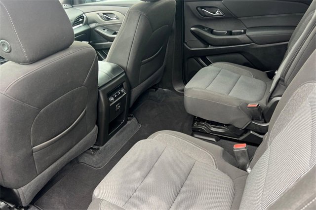 Used 2023 Chevrolet Traverse LT image 14