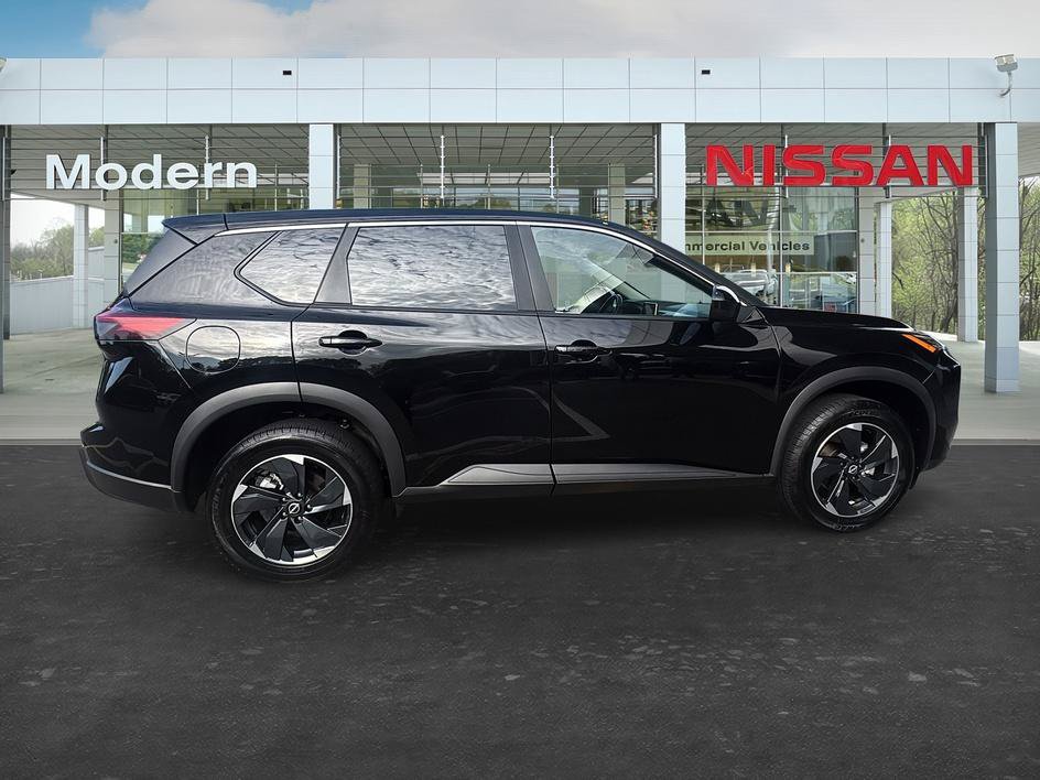 Certified 2025 Nissan Rogue SV AWD/4WD image 6