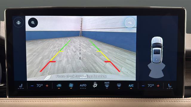 Used 2024 Lincoln Corsair Reserve image 13