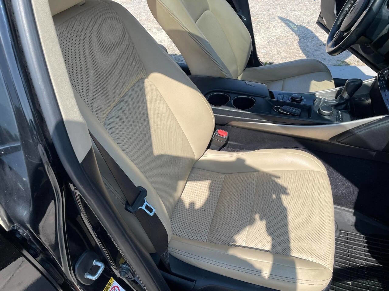 Used 2014 Lexus IS 250 AWD w/ Premium Package image 33