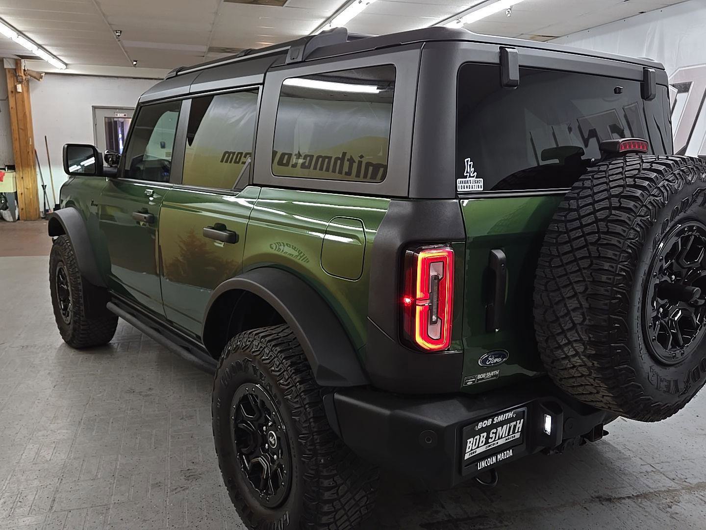 Used 2023 Ford Bronco Wildtrak image 4