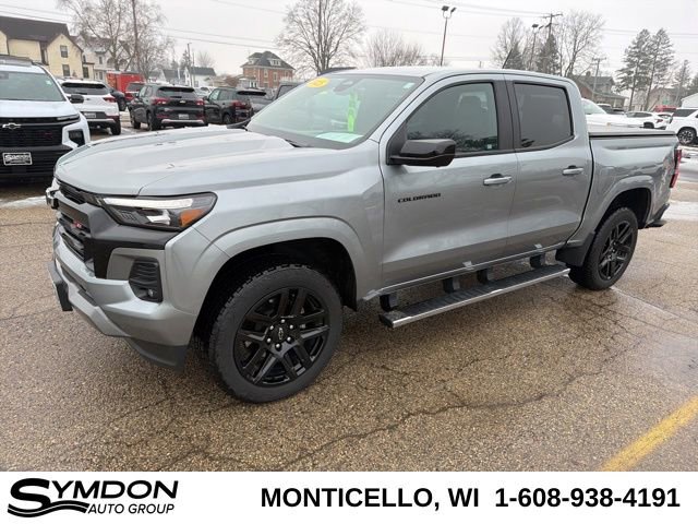 Used 2025 Chevrolet Colorado Z71 w/ Technology Package image 8
