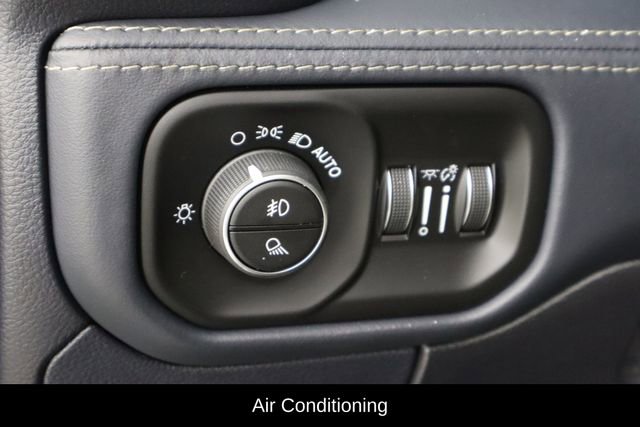 Used 2019 RAM 1500 Limited image 23