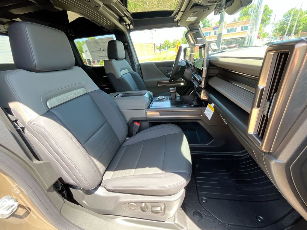 New 2025 GMC Hummer EV 2X w/ Extreme Off-Road Package image 44