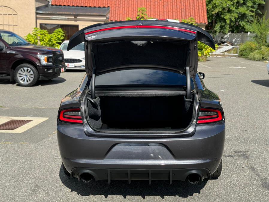 Used 2017 Dodge Charger R/T image 6