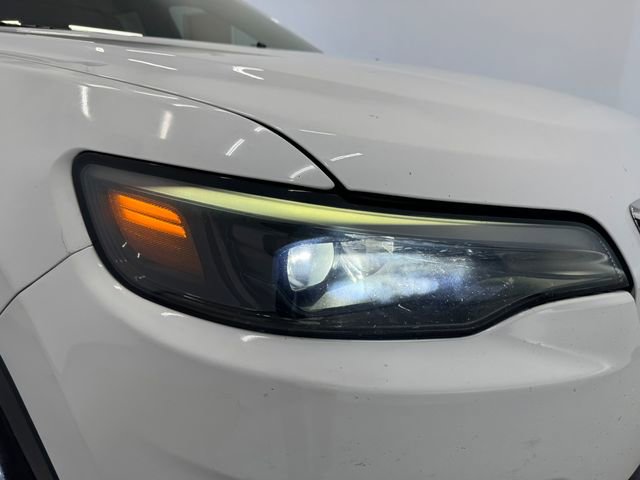 Used 2019 Jeep Cherokee Latitude Plus image 32