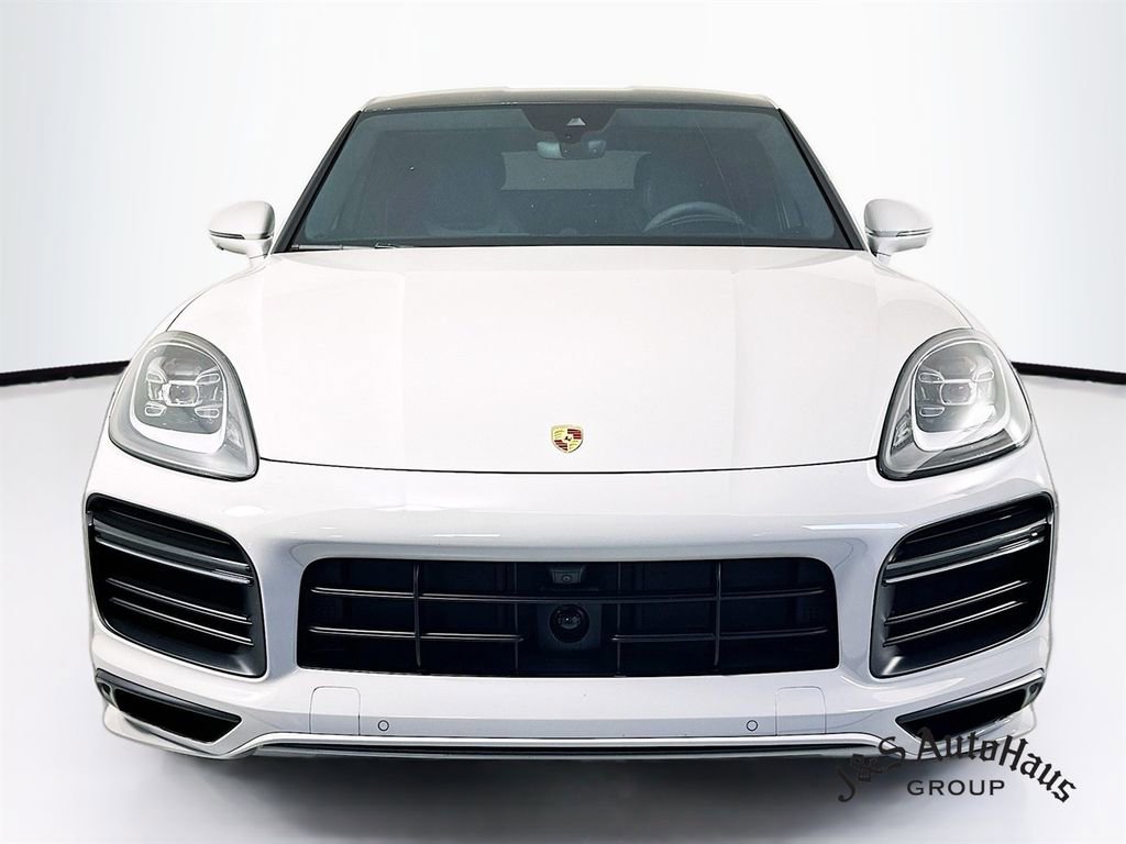 Used 2021 Porsche Cayenne Turbo S AWD/4WD image 2