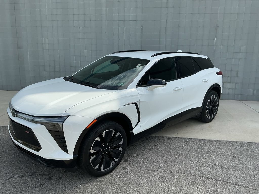 Used 2024 Chevrolet Blazer EV RS AWD/4WD image 4