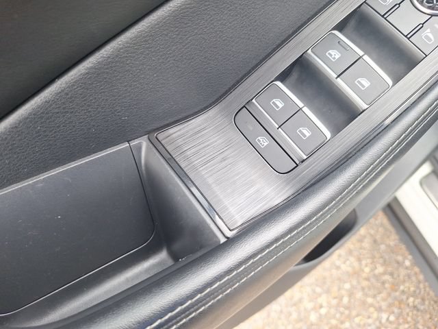 Certified 2023 Nissan Rogue Platinum AWD/4WD image 12