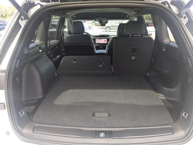 New 2026 Jeep Grand Cherokee Altitude AWD/4WD image 12