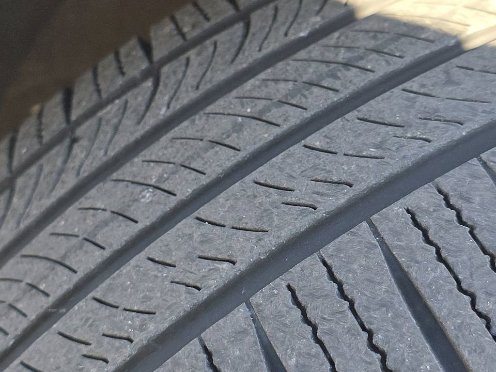 Used 2024 Hyundai Santa Fe Limited image 11