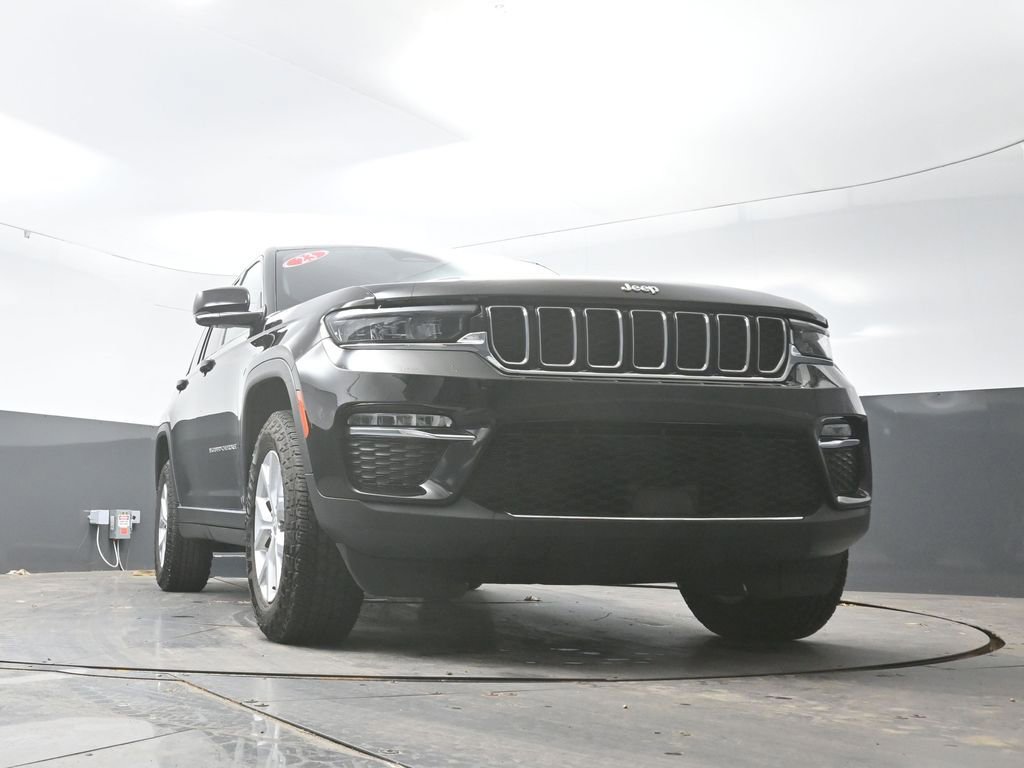 Used 2023 Jeep Grand Cherokee Limited AWD/4WD image 53