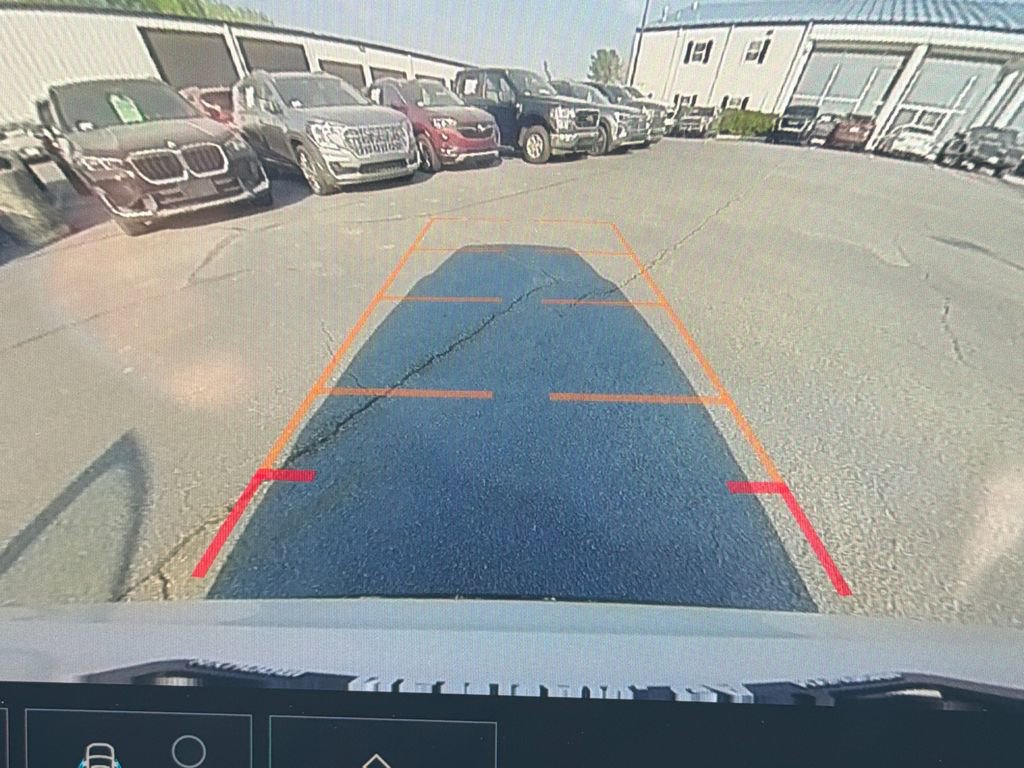 Used 2024 GMC Acadia Denali image 30