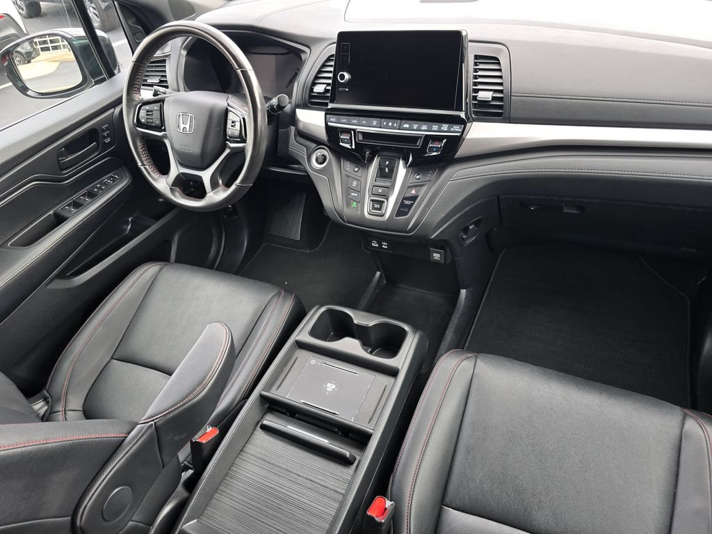 Used 2025 Honda Odyssey Sport-L image 15